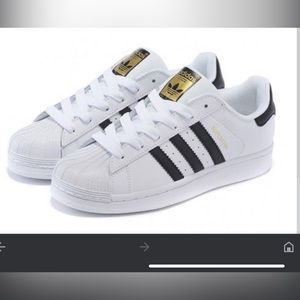 BRAND NEW!!!! ADIDAS SUPERSTAR SIZE MEN’S 7 WHITE WITH BLACK STRIPES